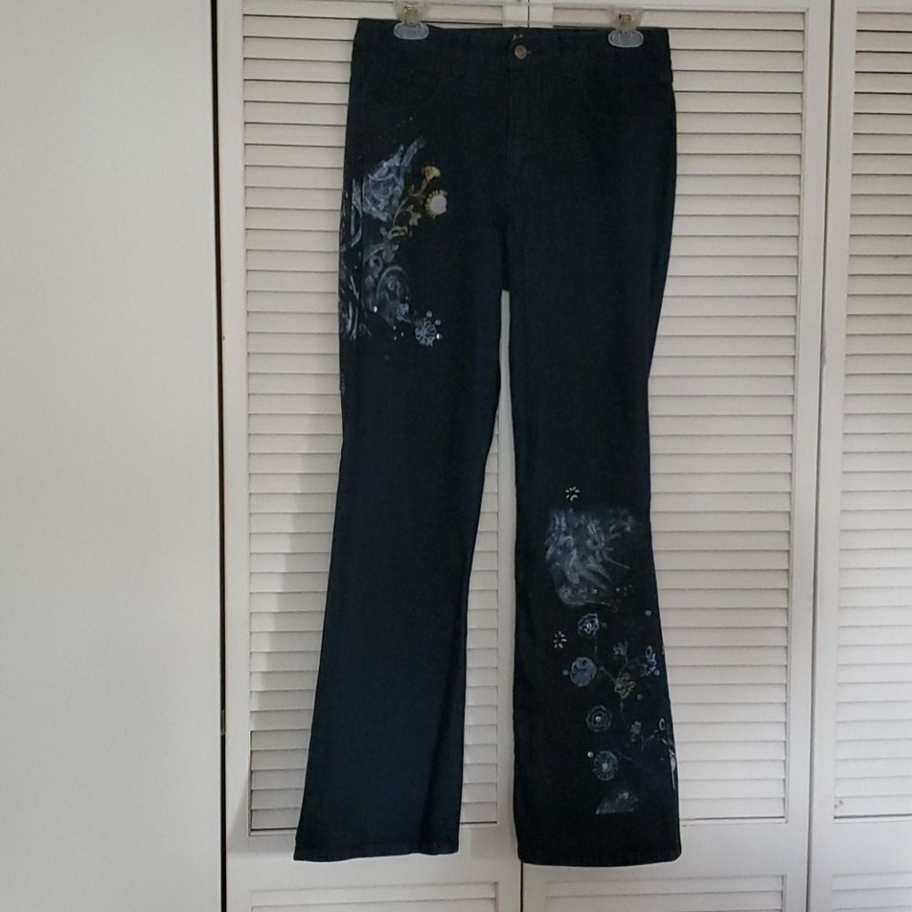 OS bootcut jeans with floral print on front